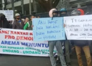 Dukung Kebebasan Berpendapat, Polresta Malang Kota Kawal Aksi Dengan Humanis