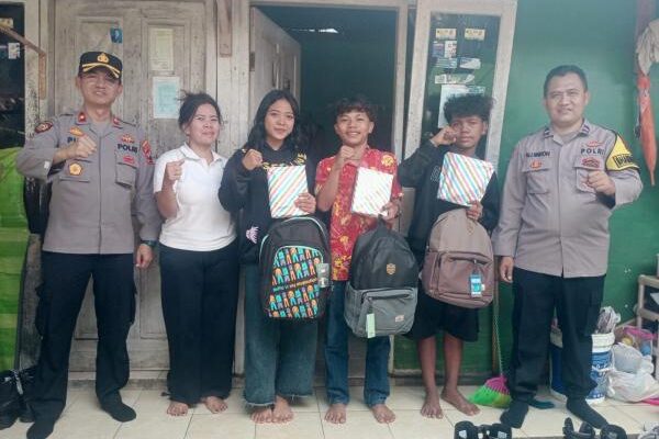 Peduli Pendidikan, Polsek Purwokerto Selatan Daftarkan Anak Yatim Putus Sekolah ke PKBM