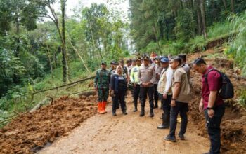 Kapolda Jateng Turun Ke Petungkriyono, Cek Kondisi Longsor Di Pekalongan