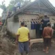 Kapolda Jateng Wujudkan Harapan, Bedah Rumah Warga Di Desa Sabarwangi