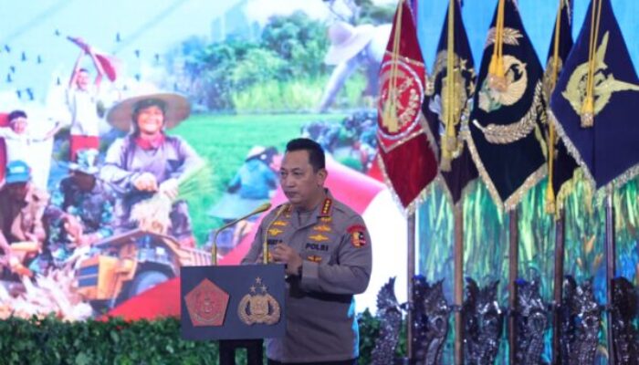 Kapolri Laporkan Kinerja Direktorat PPA, PPO, dan Sinergitas TNI-Polri kepada Presiden