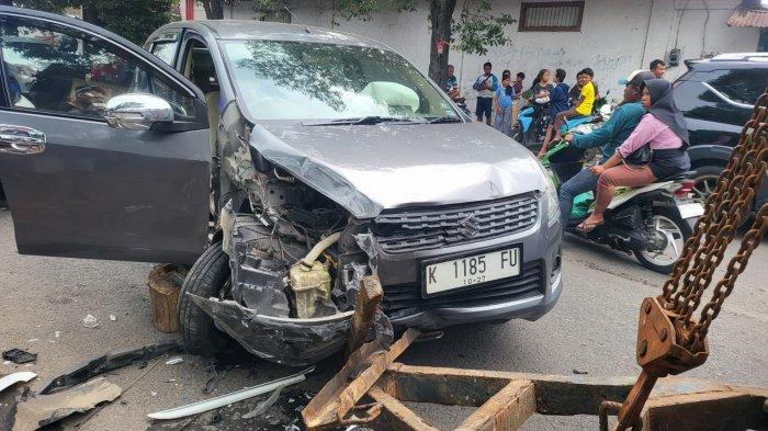 Kecelakaan Mengerikan Di Jalan Pati Tayu, Tiga Kendaraan Terlibat, Ini Kronologinya