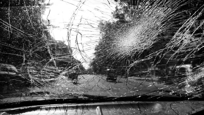 Kecelakaan Di Tol Semarang Solo, Truk Angkut Zat Kimia Tumpah Ke