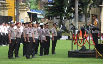 Kenaikan Pangkat Untuk 106 Personel Polresta Banyumas Dan Brimob