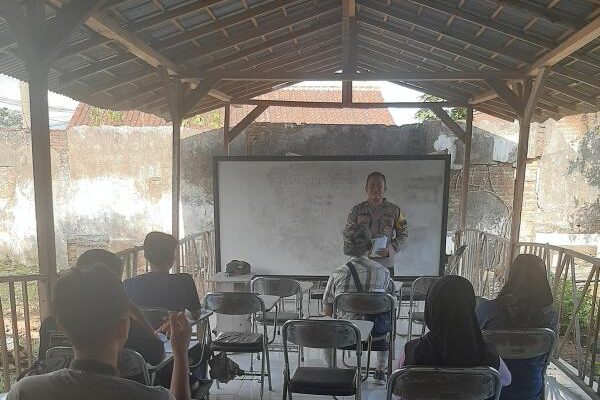 Aipda Ali Imron, Polisi yang Ajar Anak Putus Sekolah di Purwokerto