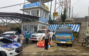 Mobil Derek Disiagakan, Satlantas Polres Wonosobo Antisipasi Macet Di Libur