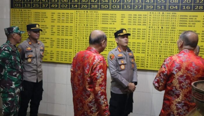 Kapolresta Magelang Pimpin Pengamanan Imlek Pai Cai di Klenteng An Hok Kiong