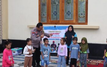 Perpustakaan Keliling Aipda Sugimin Bantu Anak Demak Lebih Cinta Membaca