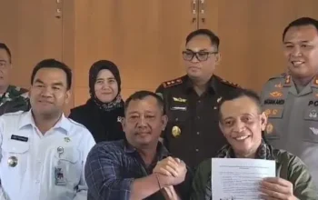 Pimpinan Pp Dan Grib Jaya Bersatu Dalam Perdamaian Setelah Mediasi