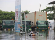 Polisi Atasi Macet Banjir Rob Di Pantura Semarang Demak Dengan Jalur