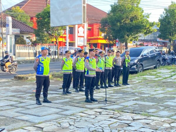 Polres Banjarnegara Berikan Pelayanan Pagi Hari, Fokus Pengaturan Lalu Lintas