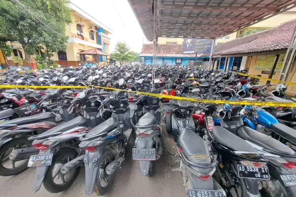 Polres Sragen Tindak Tegas Balap Liar, Ratusan Motor Diamankan