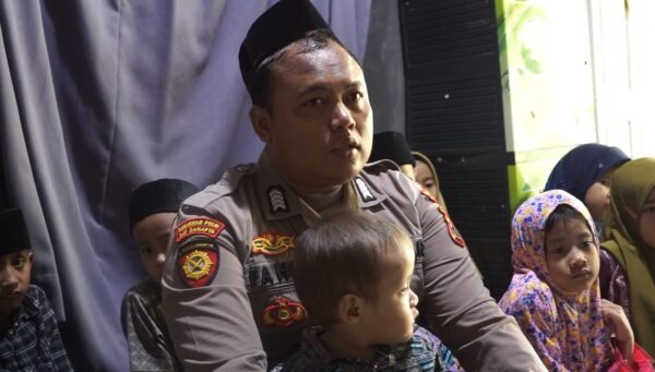 Bripka Kais Fahmi, Polisi Semarang yang Jadi Panutan dengan Asuh 35 Anak Yatim