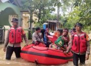 Ratusan Personel Satbrimob Polda Jateng Dikerahkan Cari Korban Longsor Di