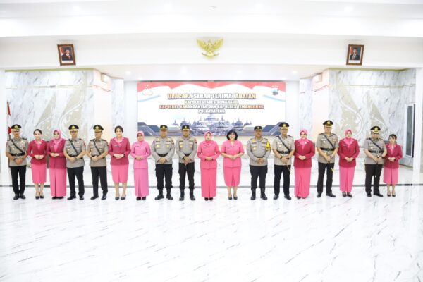 Sertijab 3 Kapolres Lengkapi Perubahan Kepemimpinan Di 18 Polres Jateng