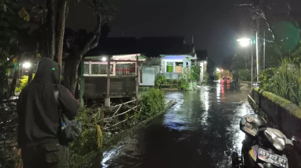 Teror Geng Motor Di Tuban Kulon Klaten, Tujuh Rumah Dan