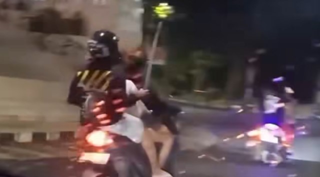 Viral Video Pemotor Ayunkan Celurit Di Veteran Semarang, Polisi Bergerak