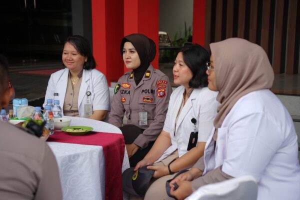 Wakapolda Kalteng Ajak Dokter Jaga Profesionalitas Dalam Coffee Morning Bersama