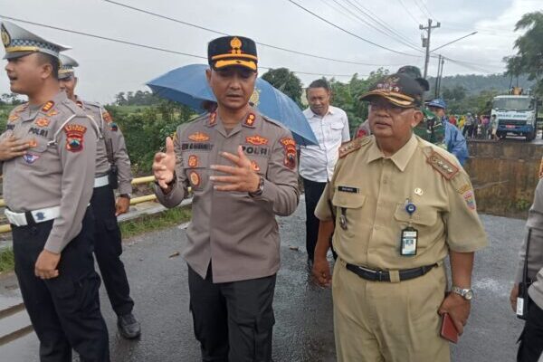 Waspada Bencana Alam: Protokol Keselamatan untuk Wisatawan di Sepanjang Jalur Berisiko