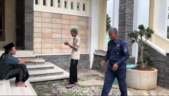 15 Tahun Jadi Marbot Masjid, Aiptu Suwarjo Buktikan Pengabdian di Tengah Kesibukan