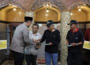 Aksi Sosial Polresta Malang Kota, Bagikan Mushaf Alquran Dan Sembako