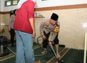 Bakti Sosial Polresta Malang Kota, Masjid Bersih Dan Warga Terima