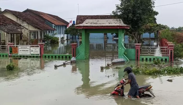 Air Menggenang, 8 Sekolah di Kudus Tutup Sementara Akibat Banjir