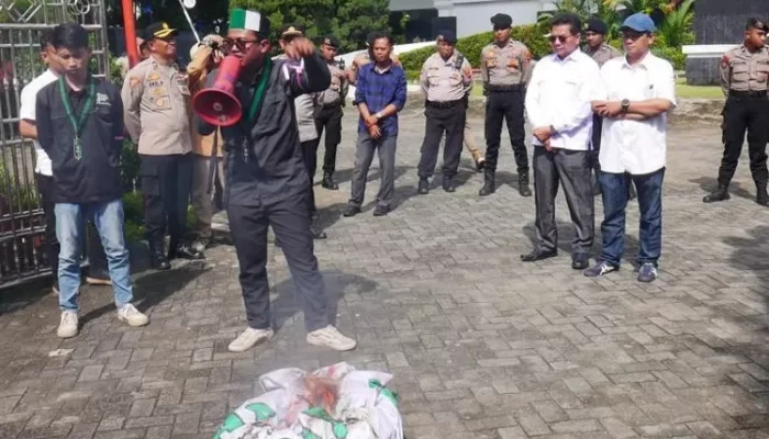 Demo Mahasiswa Kudus, Tuntut Transparansi MBG dan Anggaran