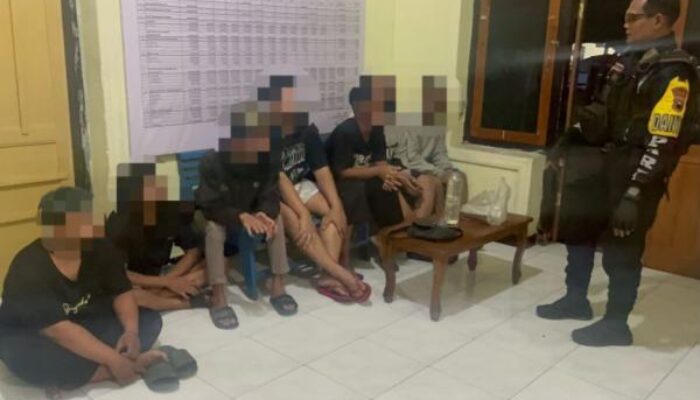 Asyik Pesta Ciu di Tengah Kampung, 7 Warga Solo Diciduk Tim Sparta