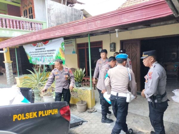 Dukung Ketahanan Pangan, Polres Sragen Aktif Bantu Petani