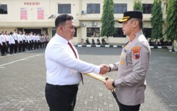 Gagalkan Percobaan Bunuh Diri, Personel Polrestabes Semarang Dapat Penghargaan