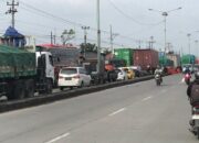 Imbas Banjir, Polisi Rekayasa Lalu Lintas di Jalan Pantura Semarang-Demak