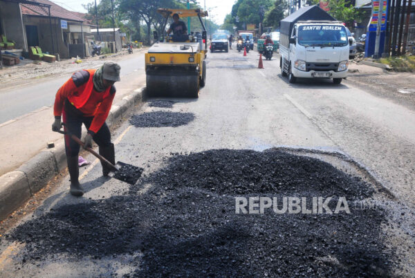 Jalan Provinsi Di Jateng Rusak Parah, Total Capai 100 Kilometer