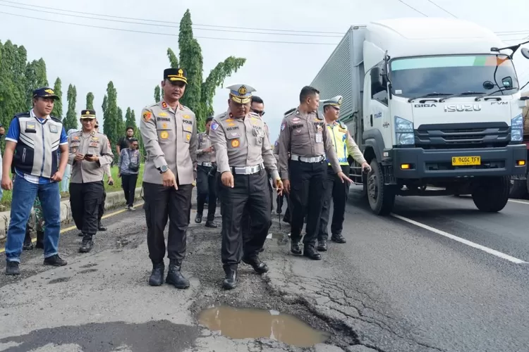 Jelang Mudik, Kakorlantas Tekankan Perbaikan Jalur Pantura Yang Rusak