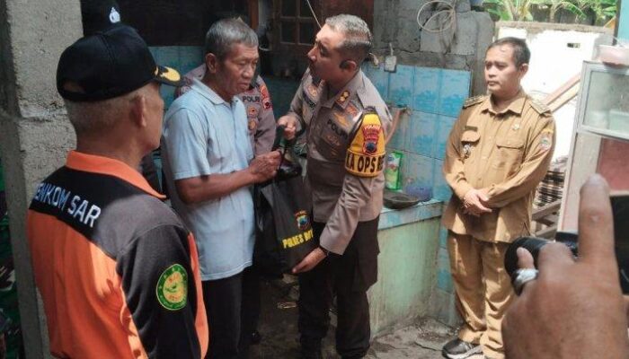 Peduli Korban Puting Beliung, Kapolres Boyolali Salurkan Bantuan di Sambi