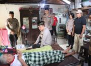 Kapolres Jembrana Hadirkan Minggu Kasih, Warga Terima Bantuan Sosial