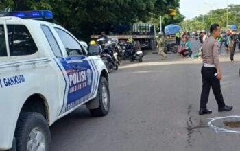 Kecelakaan Tragis Di Yos Sudarso Semarang, Pasutri Tewas Akibat Jalan