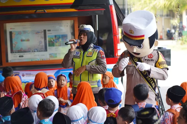 Kenalkan Keselamatan Sejak Dini, Satlantas Polres Batang Sosialisasi Di Kb/paud