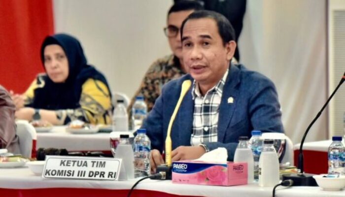 Komisi III DPR: Kapolri Tunjukkan Sikap Bijaksana Merespons Lagu ‘Bayar Bayar Bayar’