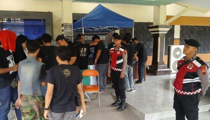 Konser Sukatani di Tegal Dikawal 150 Personel, Lagu ‘Bayar Bayar Bayar’ Bebas Berkumandang