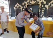 Lewat Minggu Kasih, Kapolres Jembrana Berikan Bantuan Kepada Warga Pulukan