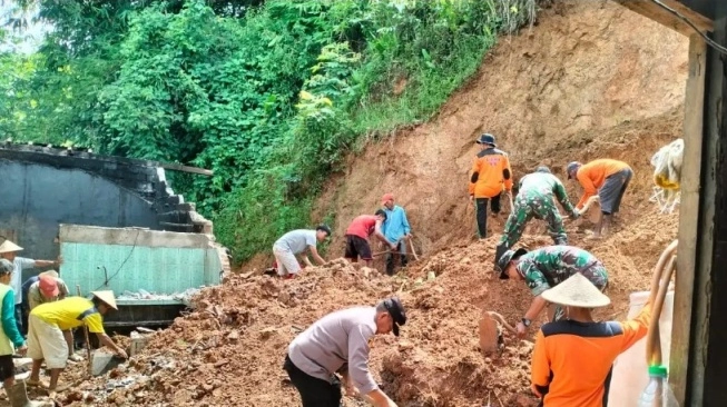 Longsor Di Wonogiri, Rumah Warga Di Desa Temboro Rusak Parah