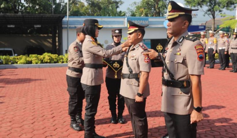 Mutasi Jabatan, Wakapolres Dan Kabag Logistik Polres Semarang Resmi Diganti