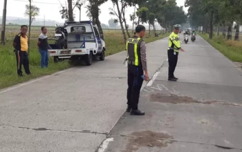 Nahas! Seorang Pemotor Tewas Terlindas Bus Di Jalan Raya Bukateja