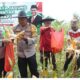 Panen Jagung Di Tanah Kujan, Kapolres Lamandau Tekankan Pentingnya Ketahanan