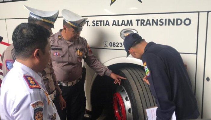 Polres dan Dishub Jepara Gelar Ramp Check Bus Demi Keselamatan Penumpang