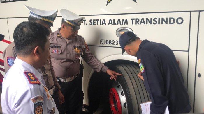 Pastikan Keamanan Transportasi, Polres Dan Dishub Jepara Lakukan Ramp Check