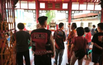 Pengamanan Diperketat, Polres Banjarnegara Kawal Cap Go Meh Di Hook