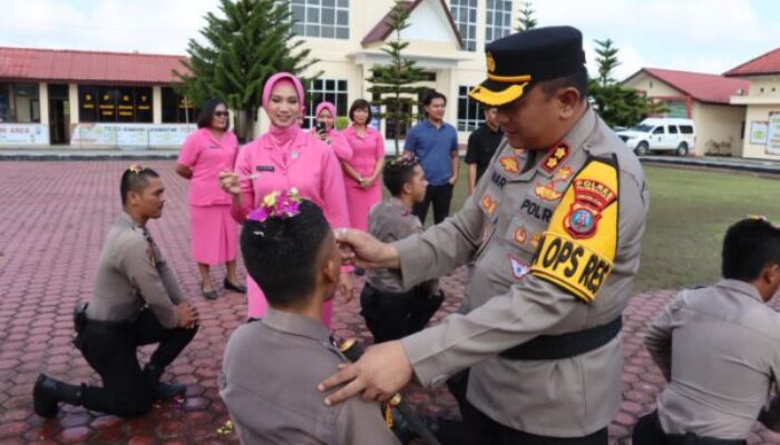 Sambut 15 Bintara Remaja, Polres Humbahas Gelar Tradisi Penyambutan