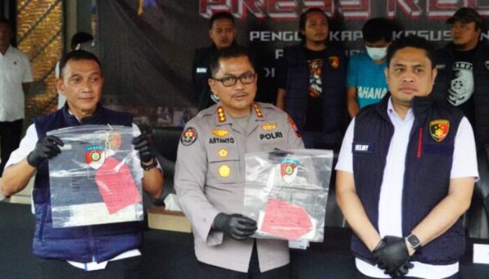 Juragan Sembako di Pati Diteriaki “Nyowo Opo Bondo?”, Perampok Pakai Pistol Mainan